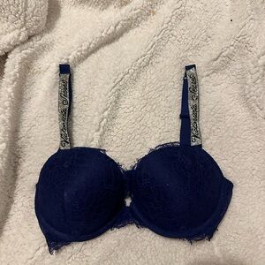 Victoria’s Secret bedazzled bombshell bra size 34 D